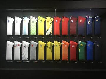 Camisetas de los participantes en el Mundial.