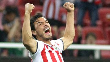Guadalajara supo remontar el marcador global y de gran manera. Goleó y dominó al Seattle para dar la cara por los equipos mexicanos ante los representantes de la MLS.