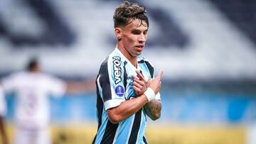 El extremo de 23 años de Gremio ha pasado en unos meses de apenas sumar minutos a ser la gran figura del equipo y uno de los mejores del continente.