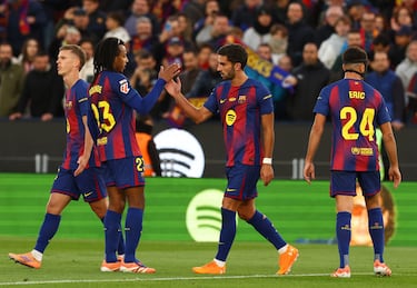 Los jugadores blaugranas celebran el 2-0 de Ferran Torres al Athletic Club. 