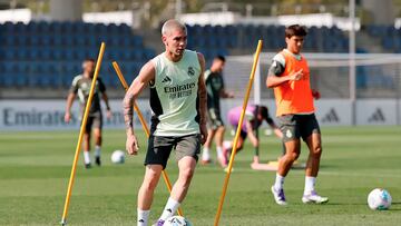 16/08/25 ENTRENAMIENTO REAL MADRID MASTANTUONO