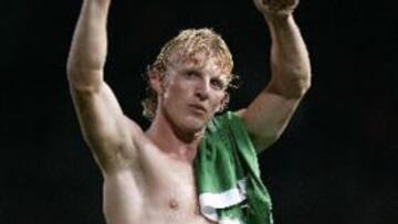 <b>UN NUEVO RED.</b> El delantero holandés, Kuyt, es el nuevo fichaje del conjunto de Rafa Benitez.