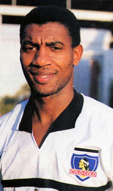 El brasileño llegó a mediados de los 90 a Chile y es considerado uno de los grandes fiascos en la historia de Colo Colo.