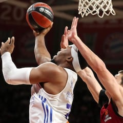 Yabusele puede con todo