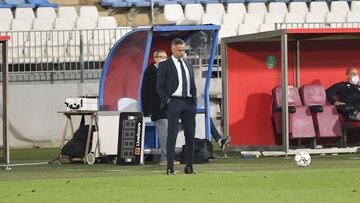 El entrenador José Gomes, durante el partido de LaLiga Smartbank entre el Almería y el Alcorcón.