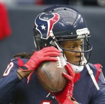 Deandre Hopkins tendrá en su mano, y sobretodo en sus pies, muchas de las opciones de victoria de los Texans.