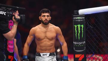 Arman Tsarukyan en el UFC 300, en el T-Mobile Arena de Las Vegas.