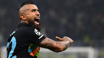 Inter Milan's Chilean midfielder Arturo Vidal celebrates after scoring during the UEFA Champions League Group D football match between Inter Milan and FC Sheriff Tiraspol on October 19, 2021 at the Giuseppe-Meazza (San Siro) stadium in Milan. (Photo by Marco BERTORELLO / AFP)