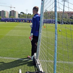 Bartomeu retomará en verano la renovación de Ter Stegen