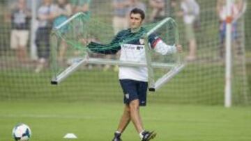 MANOS A LA OBRA. Valverde quiere conquistar el Bernabéu, donde ya ha ganado con el Athletic.