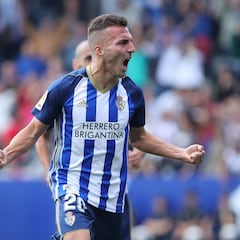 Pablo Valcarce, el mejor del 'tridente berciano' de la Ponferradina