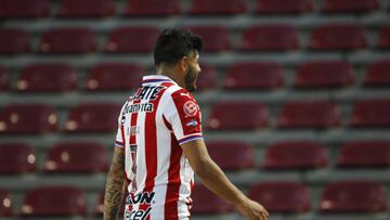 Antuna y Vega, separados de Chivas por tiempo indefinido