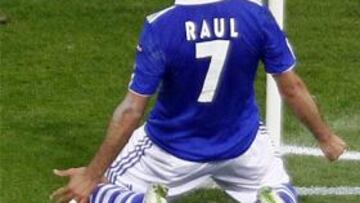 En el parón, el Schalke de Raúl se entrenará en Qatar