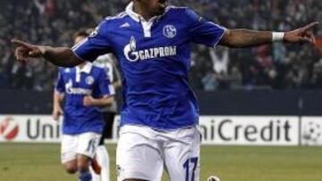 Farfán, con el Schalke.