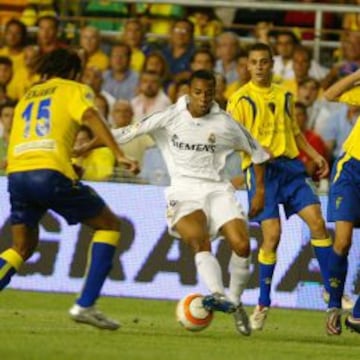 Robinho debut en Cdiz, el 28 de agosto de 2005.