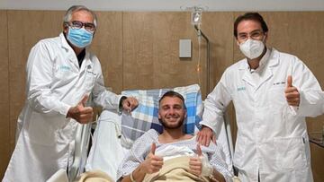 Cillessen aparece por la Ciudad Deportiva tras su operación