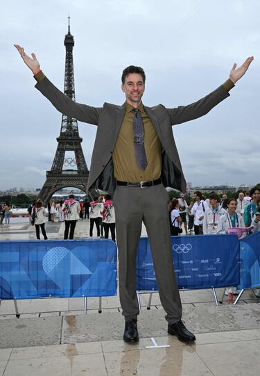 El exjugador de baloncesto, Pau Gasol, en la ceremonia de apertura de los Juegos Olmpicos de Pars 2024.