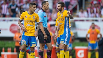 Action photo during the match Guadalajara vs Tigres UANL, corresponding to the Final of the League BBVA Bancomer MX of the Tournament Clausura 2017, in the Chivas Stadium, in the photo:
Foto de accion durante el partido Guadalajara vs Tigres UANL, correspondiente a la vuelta de la Final de la Liga BBVA Bancomer MX del Torneo Clausura 2017, en el Estadio Chivas, en la foto: AMonestacion Andre Gignac Tigres
28/05/2017/MEXSPORT/Javier Ramirez