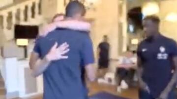 Antoine Griezmann sí felicitó a Varane por la Duodécima