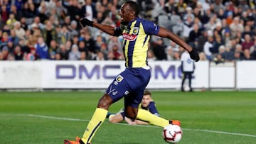 Usain Bolt, durante un partido con el Central Coast Mariners.