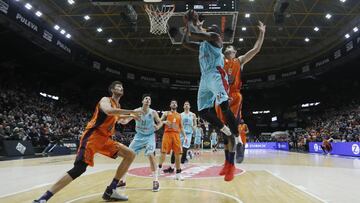 16/01/18 PARTIDO EUROLEAGUE EURTOLIGA
REGULAR SEASON ROUND 18
VALENCIA BASKET - FC BARCELONA LASSA
RAKIM SANDERS ALBERTO ABALDE