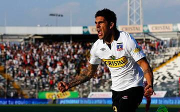 Javier Toledo estuvo en Colo Colo en 2013, donde jugó 16 partidos y anotó 3 goles, con una media de  0,19 tantos por encuentro.