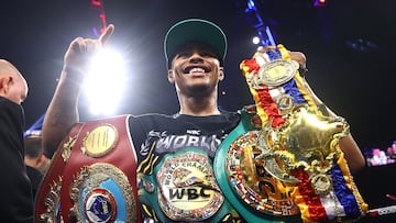 El coaspirante CMB del ligero, Shakur Stevenson.