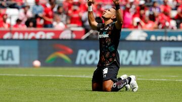 MEX5703. TOLUCA (MÉXICO), 02/10/2022.- Camilo da Silva del Toluca celebra un gol anotado al Querétaro, hoy, durante un juego por la jornada 17 del torneo Apertura 2022 de la Liga MX, en el estadio Nemesio Diez, en Toluca, Estado de México (México). EFE/Alex Cruz
