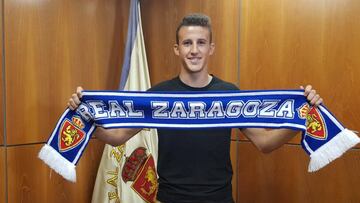 El Zaragoza renueva a Carlos Nieto por cuatro temporadas