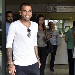 Alves pasará reconocimiento con la Juve a primera hora del lunes