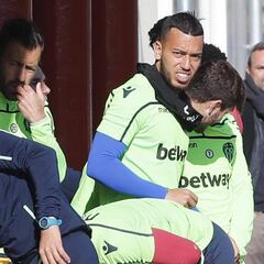 Pendientes de Vezo que tiene complicado llegar para Anoeta