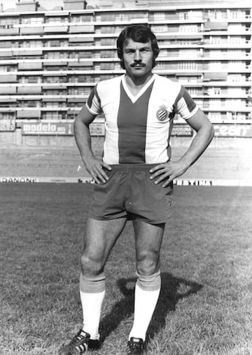 Jugó con el Real Madrid de 1964 a 1972 y con el Espanyol seis temporadas desde 1972 a 1978.