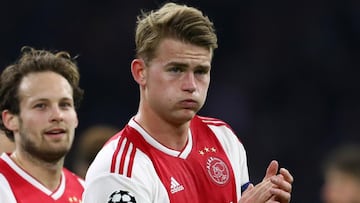 Transfer news round-up: De Ligt signs deal with with Juventus