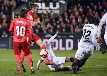 Gareth Bale y Daniel Parejo.