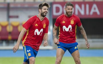 Piqu¨¦ y Sergio Ramos.