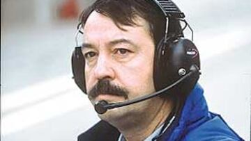 <b>ESTRENO. </b>Villadelprat se inicia como comentarista en un Gran Premio.