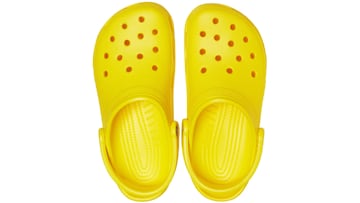 Zapatillas Crocs Classic Clogs amarillas en Amazon