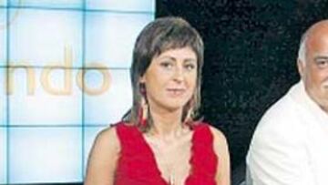 <b>ASCENDIENDO.</b> Lourdes García y Quique Guasch presentan el programa tras la jornada de Liga.