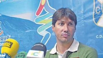 <b>FUTURO. </b>Alfonso Serrano podría ser presentado hoy en Huelva.