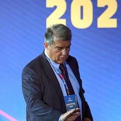 Laporta huye de la confrontación y pide unidad en la Asamblea