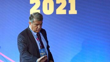 Laporta huye de la confrontaci車n y pide unidad en la Asamblea