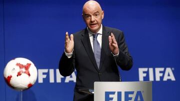Europa elogia la reforma del sistema de traspasos de la FIFA