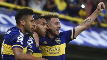BUENOS AIRES, ARGENTINA - FEBRUARY 23: Carlos Tevez of Boca Juniors celebrates with teammates after scoring the first goal of his team during a match between Boca Juniors and Godoy Cruz as part of Superliga 2019/20 at Alberto J. Armando Stadium on February 16, 2020 in Buenos Aires, Argentina. (Photo by Marcelo Endelli/Getty Images)