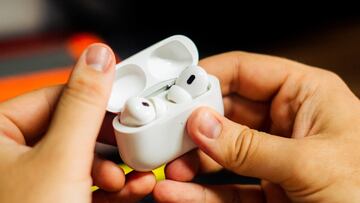 Auriculares inalámbricos Apple AirPods Pro 2 con estuche de carga MagSafe con descuento en la Fiesta de Ofertas Prime 2024 de Amazon