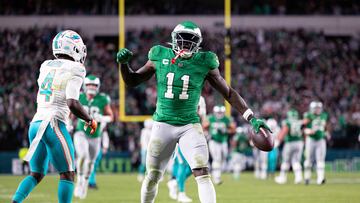 A.J. Brown destacó el domingo por la noche en el triunfo de los Eagles sobre los Miami Dolphins