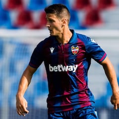 Radoja vuelve a jugar 474 días después y hoy será presentado