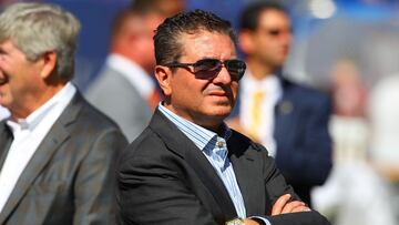 Dan Snyder niega amenazas a dueños de la NFL