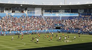 Multitudinario entrenamiento del Real Madrid a puerta abierta