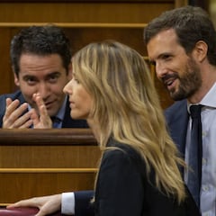 Cayetana Álvarez de Toledo suelta la mano de Casado por 4 reproches