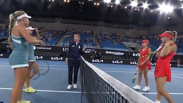 Las hermanas Kovackova y Penickova, en el Open de Australia.